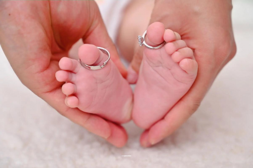 临邑满月宝宝只放屁不排便 临邑满月宝宝只放屁不排便